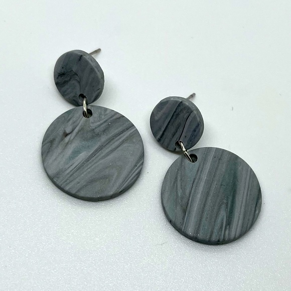 Handcrafted Clay Earrings - Picture 1 of 4